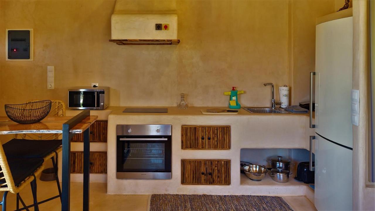 Gratelia Studio Damnoni Bagian luar foto