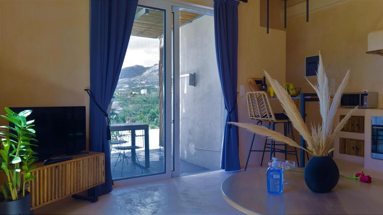Gratelia Studio Damnoni Bagian luar foto
