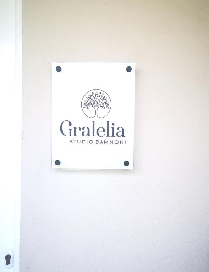 Gratelia Studio Damnoni Bagian luar foto